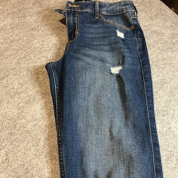 Hollister  Mid Rise Super Skinny, 29. - Picture 9 of 10